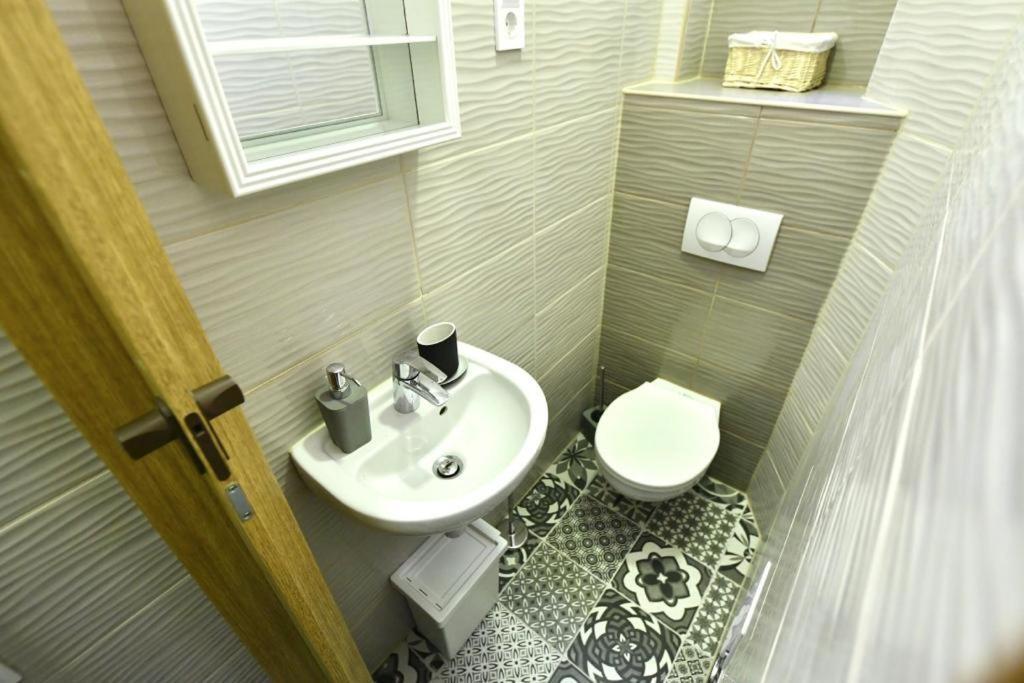 Cosy flat in Király str, King Apartman Budapest Kültér fotó